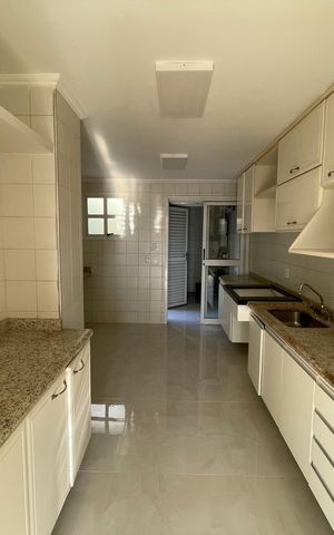 Casa de condomínio para alugar com 180m², 3 quartos e 2 vagas Casa de condomínio para alugar com 180m², 3 quartos e 2 vagasCozinha