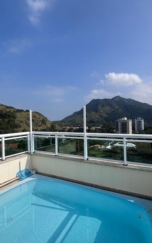 Apartamento à venda com 155m², 3 quartos e 2 vagas Apartamento à venda com 155m², 3 quartos e 2 vagasCobertura