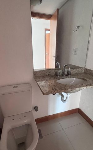 Apartamento à venda com 155m², 3 quartos e 2 vagas Apartamento à venda com 155m², 3 quartos e 2 vagasLavabo