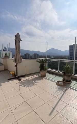 Apartamento à venda com 155m², 3 quartos e 2 vagas Apartamento à venda com 155m², 3 quartos e 2 vagasCobertura
