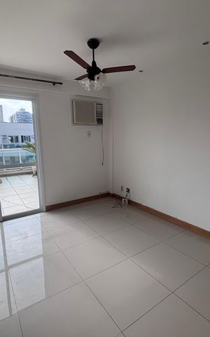 Apartamento à venda com 155m², 3 quartos e 2 vagas Apartamento à venda com 155m², 3 quartos e 2 vagasSala