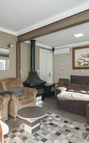 Casa à venda com 150m², 4 quartos e 1 vagaSala
