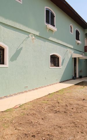 Casa à venda com 300m², 8 quartos e 9 vagasQuintal