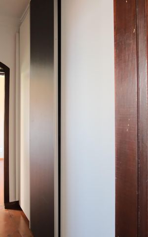 Casa à venda com 300m², 8 quartos e 9 vagasCorredor
