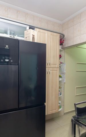 Casa à venda com 100m², 2 quartos e 2 vagas Casa à venda com 100m², 2 quartos e 2 vagasCozinha