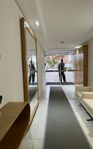 Apartamento para alugar com 72m², 2 quartos e sem vaga Apartamento para alugar com 72m², 2 quartos e sem vagaHall de entrada