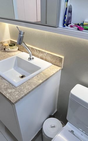 Apartamento para alugar com 83m², 2 quartos e 2 vagas Apartamento para alugar com 83m², 2 quartos e 2 vagasBanheiro da Suíte