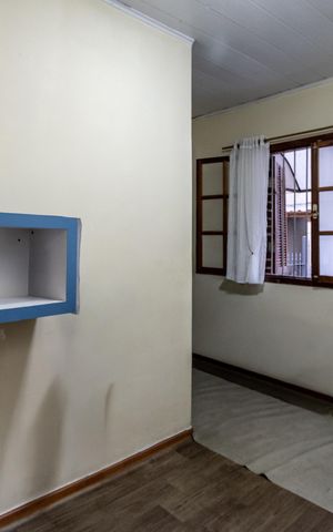 Casa à venda com 165m², 3 quartos e 1 vaga Casa à venda com 165m², 3 quartos e 1 vagaSala