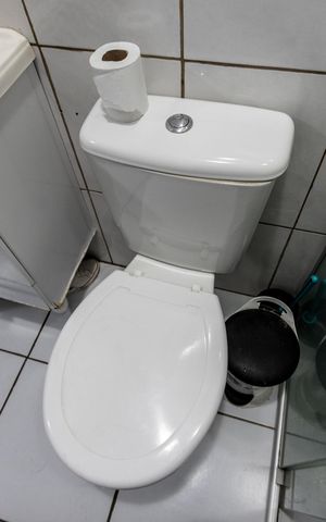 Casa à venda com 165m², 3 quartos e 1 vaga Casa à venda com 165m², 3 quartos e 1 vagaBanheiro 1