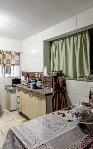 Casa à venda com 165m², 3 quartos e 1 vaga Casa à venda com 165m², 3 quartos e 1 vagaCozinha 3