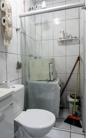 Casa à venda com 165m², 3 quartos e 1 vaga Casa à venda com 165m², 3 quartos e 1 vagaBanheiro 1
