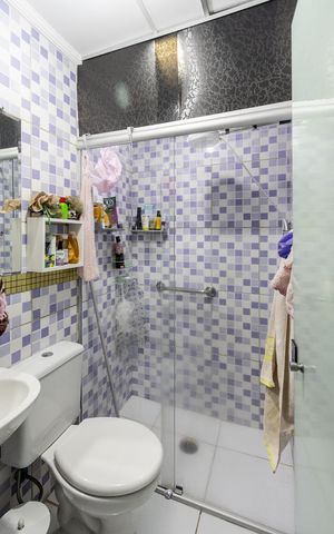 Casa à venda com 165m², 3 quartos e 1 vaga Casa à venda com 165m², 3 quartos e 1 vagaBanheiro 3