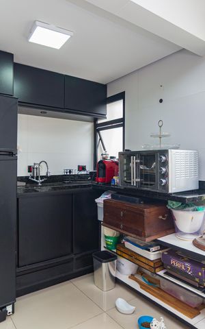 Apartamento à venda com 180m², 3 quartos e 3 vagas Apartamento à venda com 180m², 3 quartos e 3 vagasCobertura