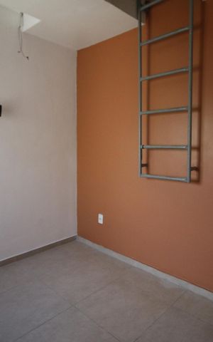 Casa de condomínio à venda com 90m², 3 quartos e 1 vagaCobertura