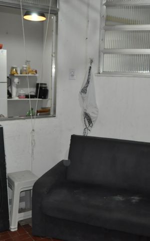 Apartamento à venda com 75m², 2 quartos e 1 vagaÁrea de Serviço