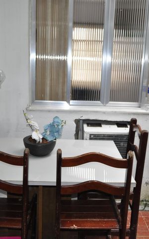 Apartamento à venda com 75m², 2 quartos e 1 vagaÁrea de Serviço