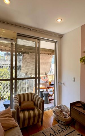 Apartamento à venda com 85m², 2 quartos e 1 vaga Apartamento à venda com 85m², 2 quartos e 1 vagaSala