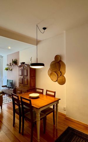 Apartamento à venda com 85m², 2 quartos e 1 vaga Apartamento à venda com 85m², 2 quartos e 1 vagaSala