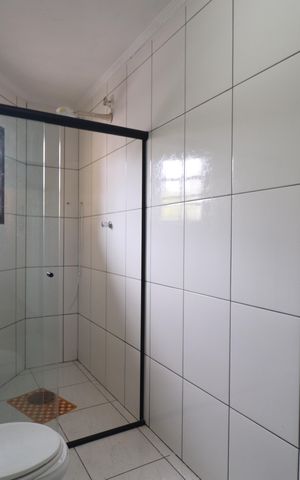 Casa à venda com 182m², 3 quartos e 2 vagasBanheiro Social
