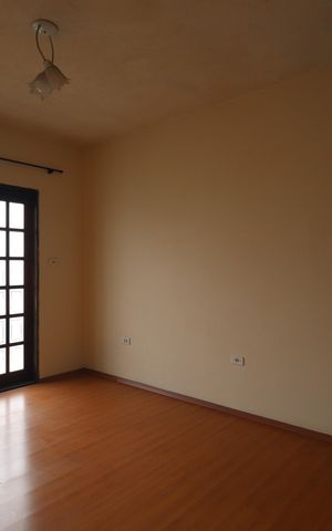 Casa à venda com 182m², 3 quartos e 2 vagasQuarto 2