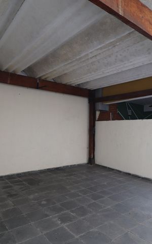 Casa à venda com 182m², 3 quartos e 2 vagasQuintal
