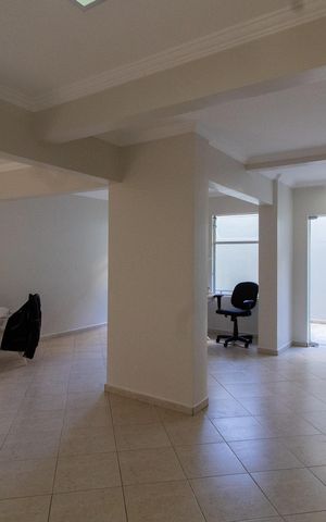 Apartamento à venda com 57m², 1 quarto e sem vagaÁrea comum
