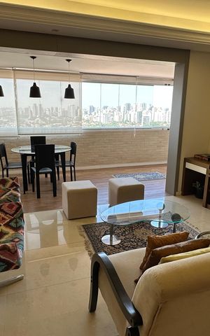 Apartamento à venda com 119m², 3 quartos e 2 vagas Apartamento à venda com 119m², 3 quartos e 2 vagasSala/cozinha