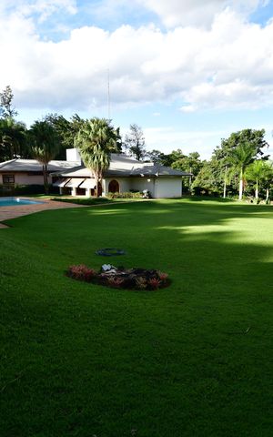 Casa de condomínio à venda com 850m², 4 quartos e 6 vagasÁrea comum
