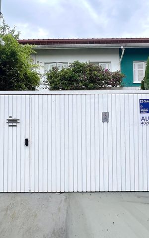 Casa para alugar com 120m², 3 quartos e 1 vagaFachada