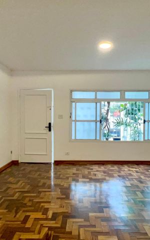 Casa para alugar com 120m², 3 quartos e 1 vagaSala