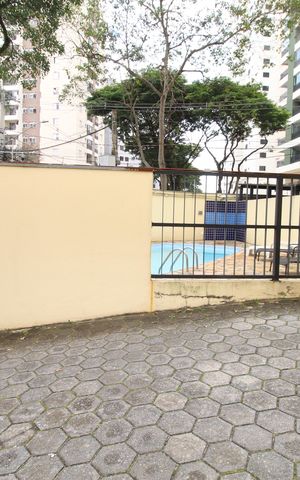 Apartamento para alugar com 85m², 3 quartos e 2 vagasÁrea comum - Piscina