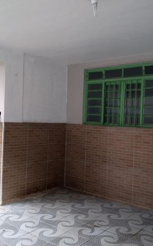 Casa à venda com 172m², 5 quartos e sem vaga Casa à venda com 172m², 5 quartos e sem vagaQuintal