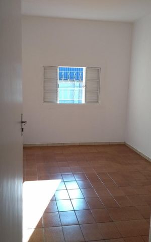 Casa à venda com 172m², 5 quartos e sem vaga Casa à venda com 172m², 5 quartos e sem vagaCasa 2 Quarto 2