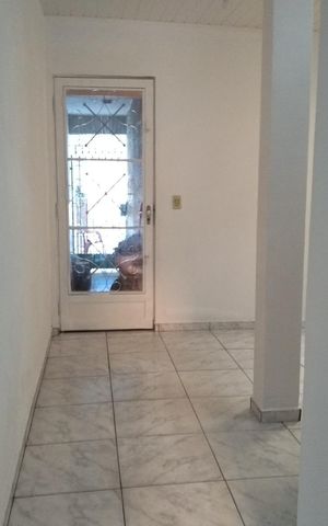 Casa à venda com 172m², 5 quartos e sem vaga Casa à venda com 172m², 5 quartos e sem vagaCasa 2 Sala