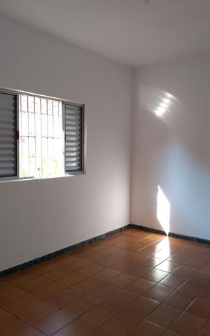 Casa à venda com 172m², 5 quartos e sem vaga Casa à venda com 172m², 5 quartos e sem vagaCasa 2 Quarto 2