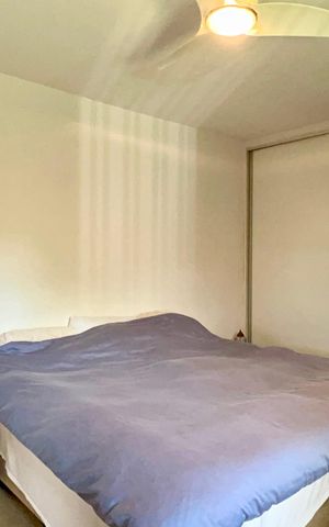 Casa à venda com 400m², 4 quartos e 2 vagas Casa à venda com 400m², 4 quartos e 2 vagasSuite
