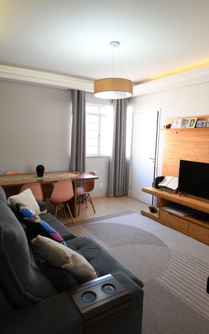 Apartamento à venda com 75m², 2 quartos e 1 vagaSala