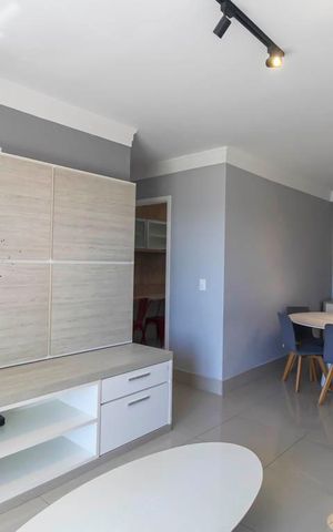 Apartamento à venda com 80m², 3 quartos e 2 vagas Apartamento à venda com 80m², 3 quartos e 2 vagasSala