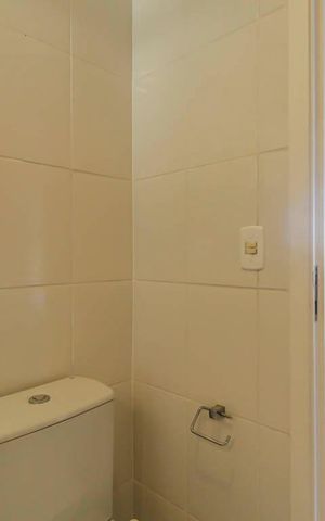 Apartamento à venda com 80m², 3 quartos e 2 vagas Apartamento à venda com 80m², 3 quartos e 2 vagasBanheiro