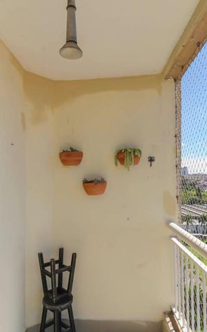 Apartamento à venda com 80m², 3 quartos e 2 vagas Apartamento à venda com 80m², 3 quartos e 2 vagasVaranda da Sala
