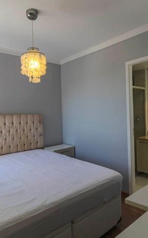 Apartamento à venda com 80m², 3 quartos e 2 vagas Apartamento à venda com 80m², 3 quartos e 2 vagasSuíte 1