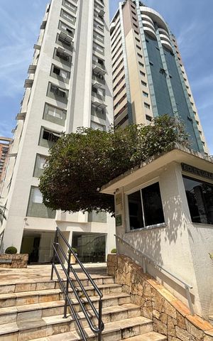Apartamento à venda com 101m², 3 quartos e 1 vaga Apartamento à venda com 101m², 3 quartos e 1 vagaFachada