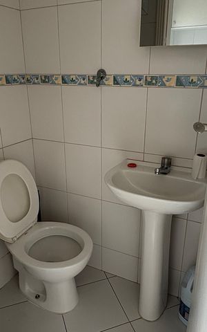 Apartamento à venda com 101m², 3 quartos e 1 vaga Apartamento à venda com 101m², 3 quartos e 1 vagaBanheiro de serviço