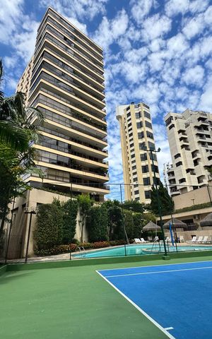 Apartamento para alugar com 424m², 5 quartos e 4 vagas Apartamento para alugar com 424m², 5 quartos e 4 vagasÁrea comum