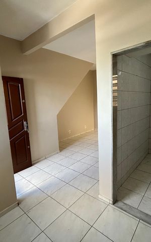 Casa à venda com 107m², 1 quarto e sem vagaÁrea comum