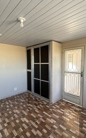 Casa à venda com 107m², 1 quarto e sem vagaQuarto