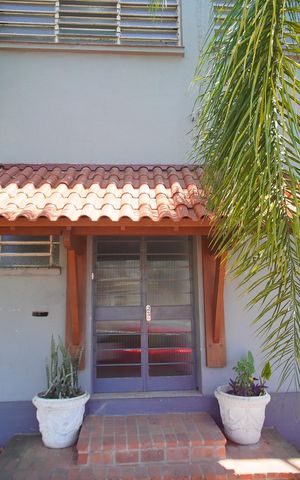 Apartamento à venda com 100m², 2 quartos e sem vagaEntrada