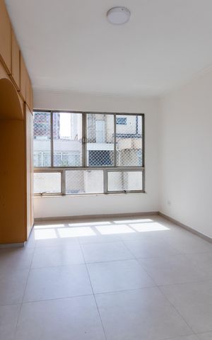 Apartamento à venda com 140m², 3 quartos e 1 vaga Apartamento à venda com 140m², 3 quartos e 1 vagaSuíte