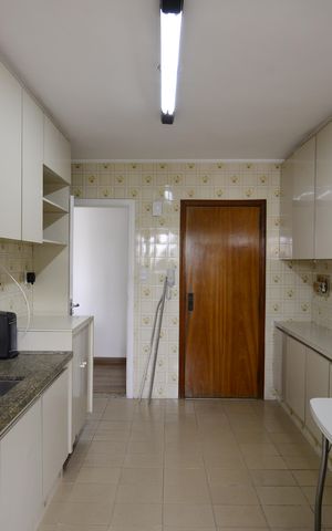 Apartamento para alugar com 100m², 3 quartos e 2 vagasCozinha