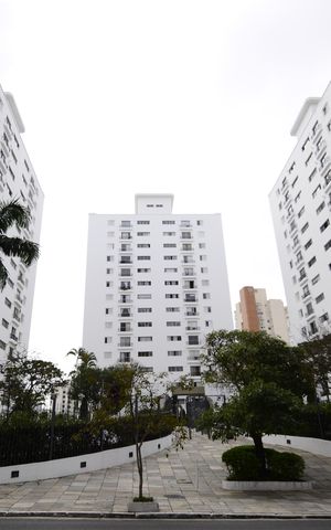 Apartamento para alugar com 100m², 3 quartos e 2 vagasFachada